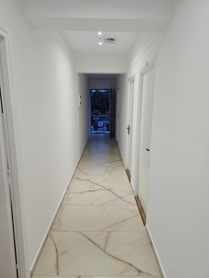 Vila 31 Saranda Extérieur photo